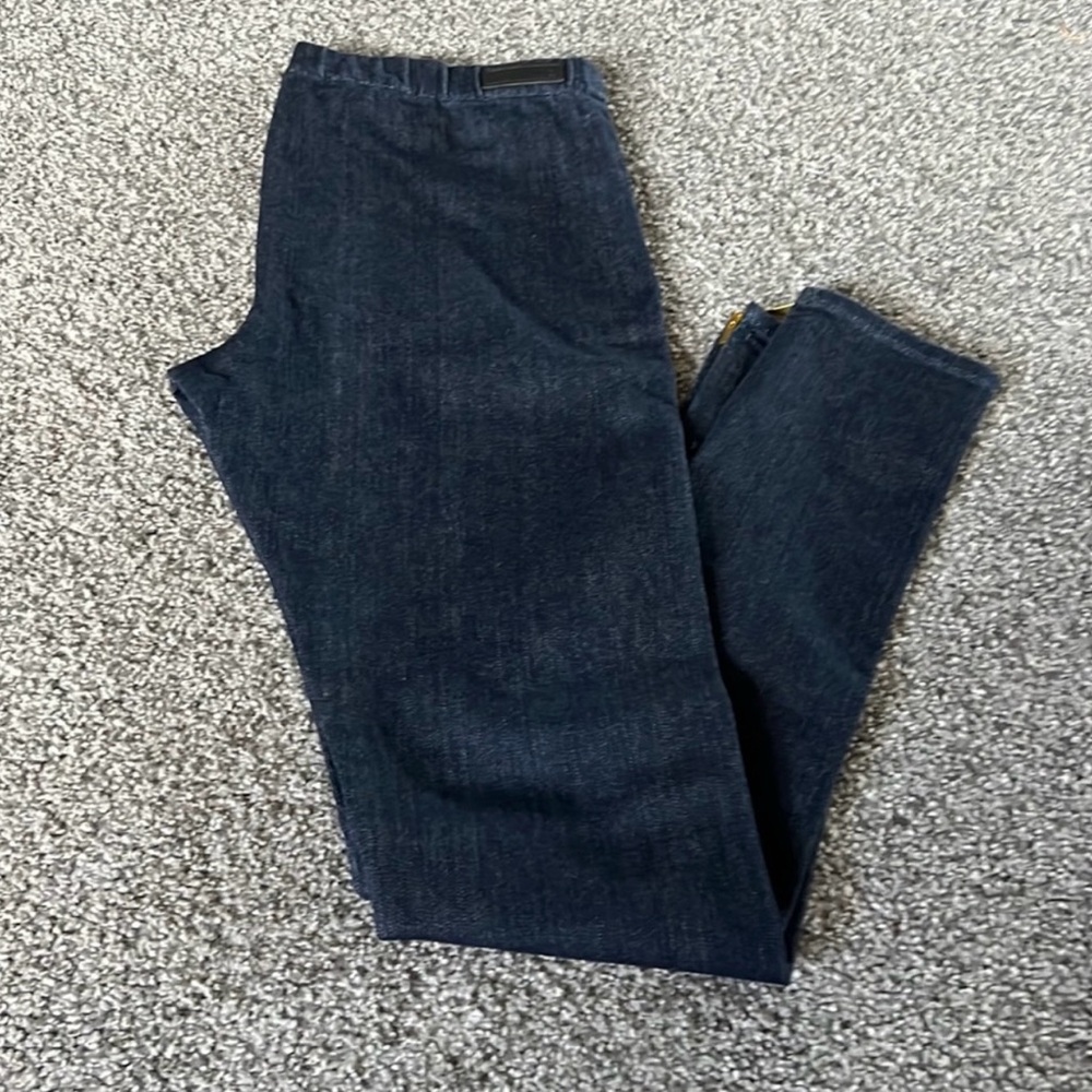 Joe's Jeans Women's Dark Blue Elastic Waistband
Stretch Jeans Size M